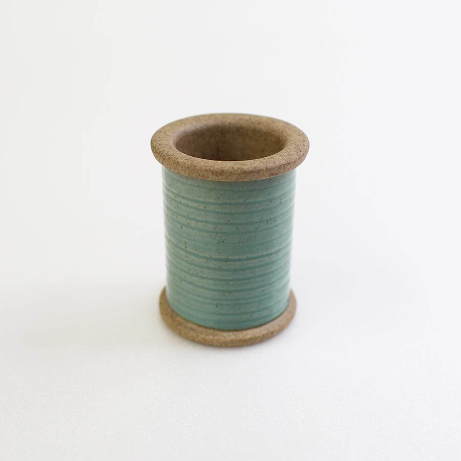 Cohana Hasami magnetic pin holder, in sage green