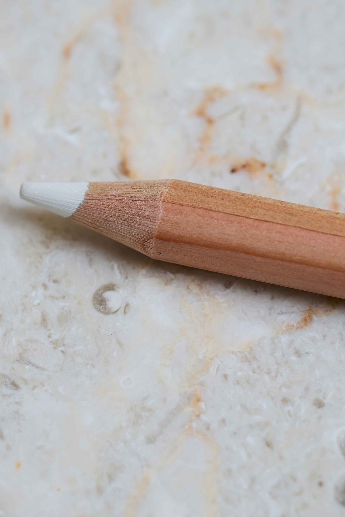 Atelier Brunette tailor's chalk pencil tip for marking fabric