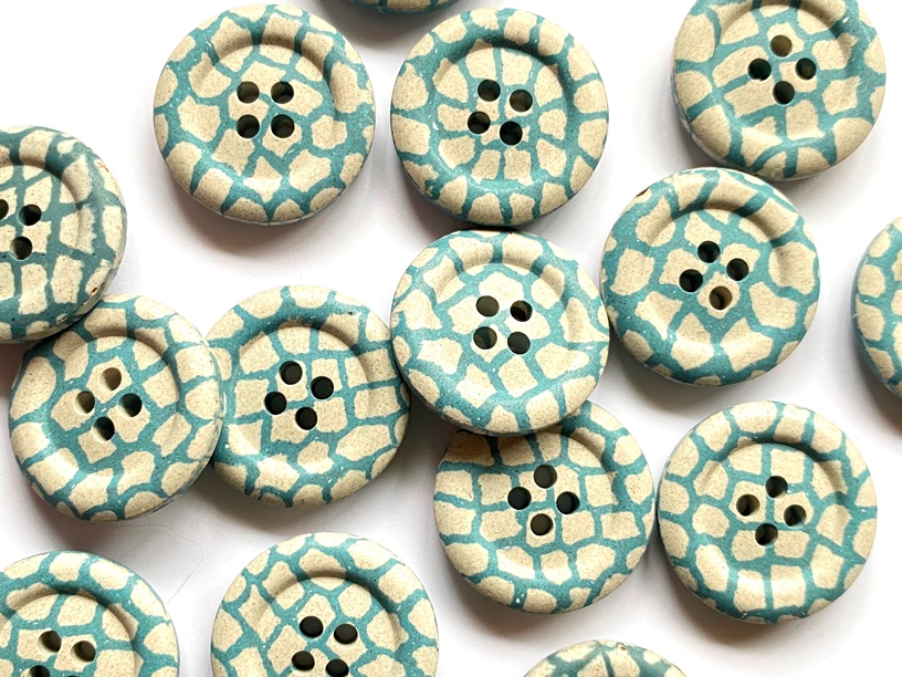 Irregular Check Hemp Buttons