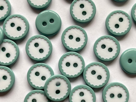 Raised Scallop-Edge Buttons