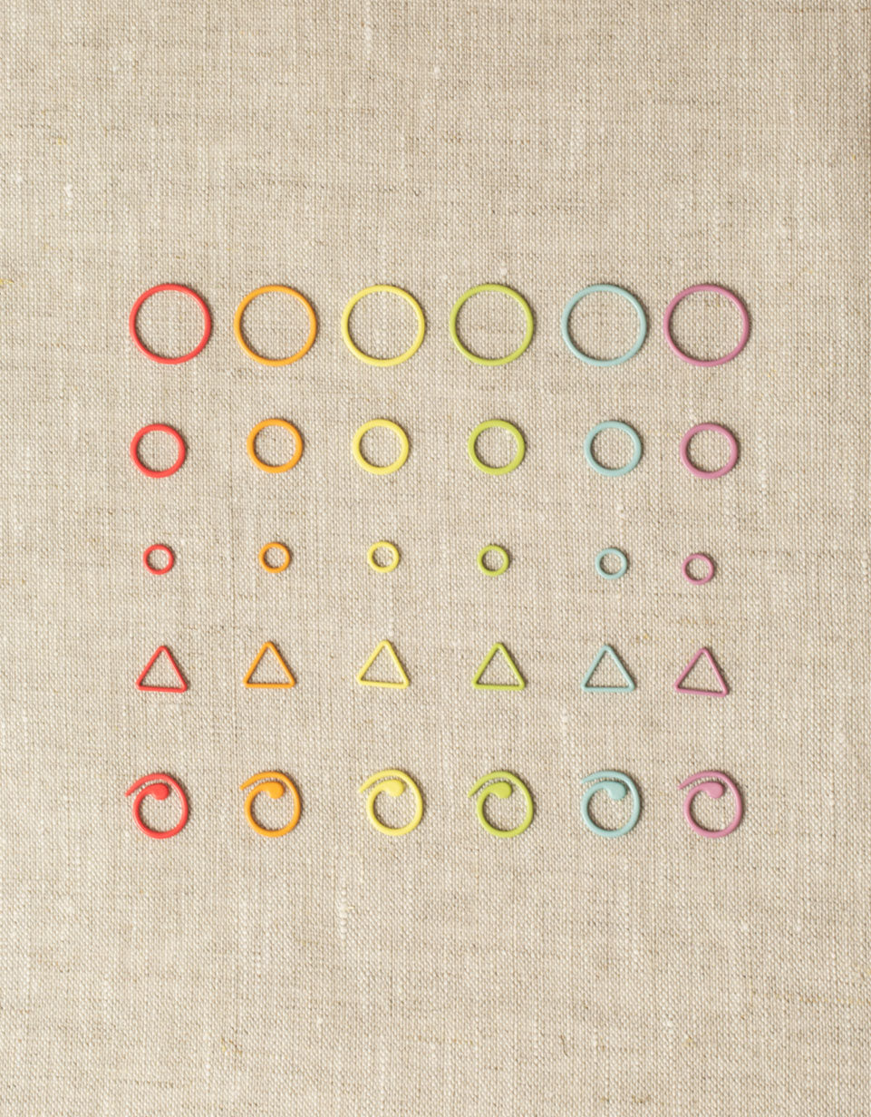 CocoKnits Flight of Stitch Markers, colorful ring markers laid out in rows