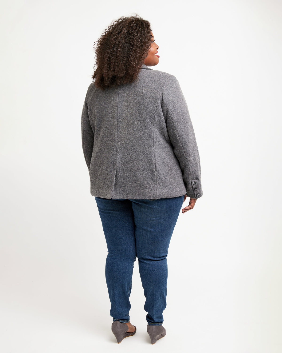 Cashmerette Auburn Blazer PDF sewing pattern, person wearing a gray blazer and blue jeans