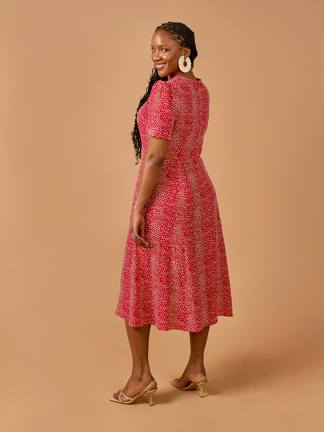 Deer & Doe Eleanor Dress sewing pattern, red dress side view