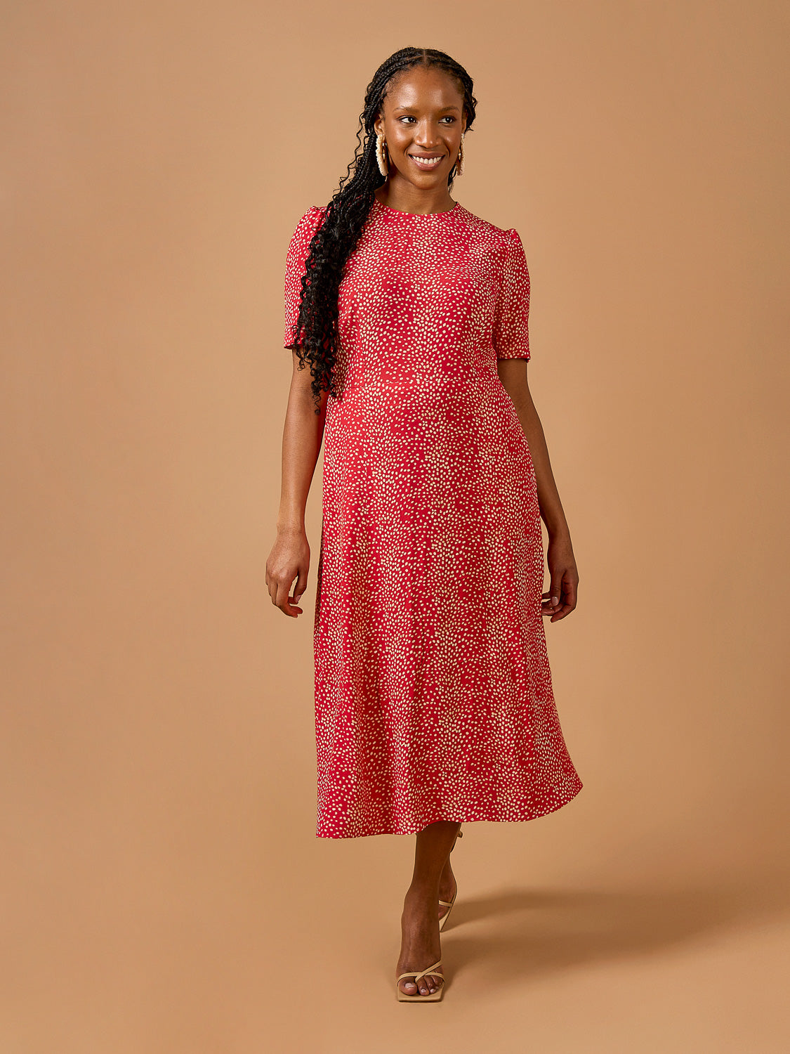 Deer & Doe Eleanor Dress sewing pattern, close-up of the red dress bodice