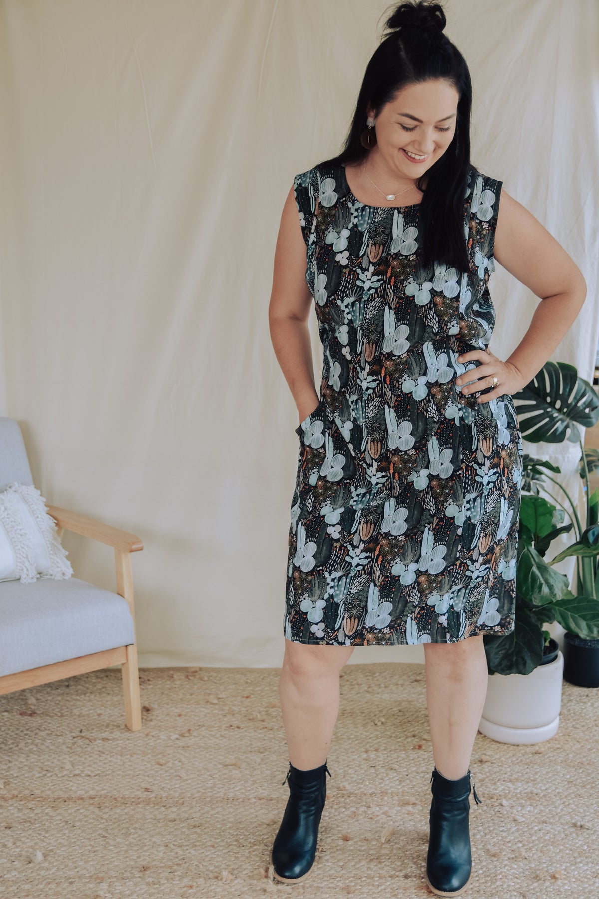Sew to Grow Frankie Shift and Top PDF sewing pattern, blue print top front view