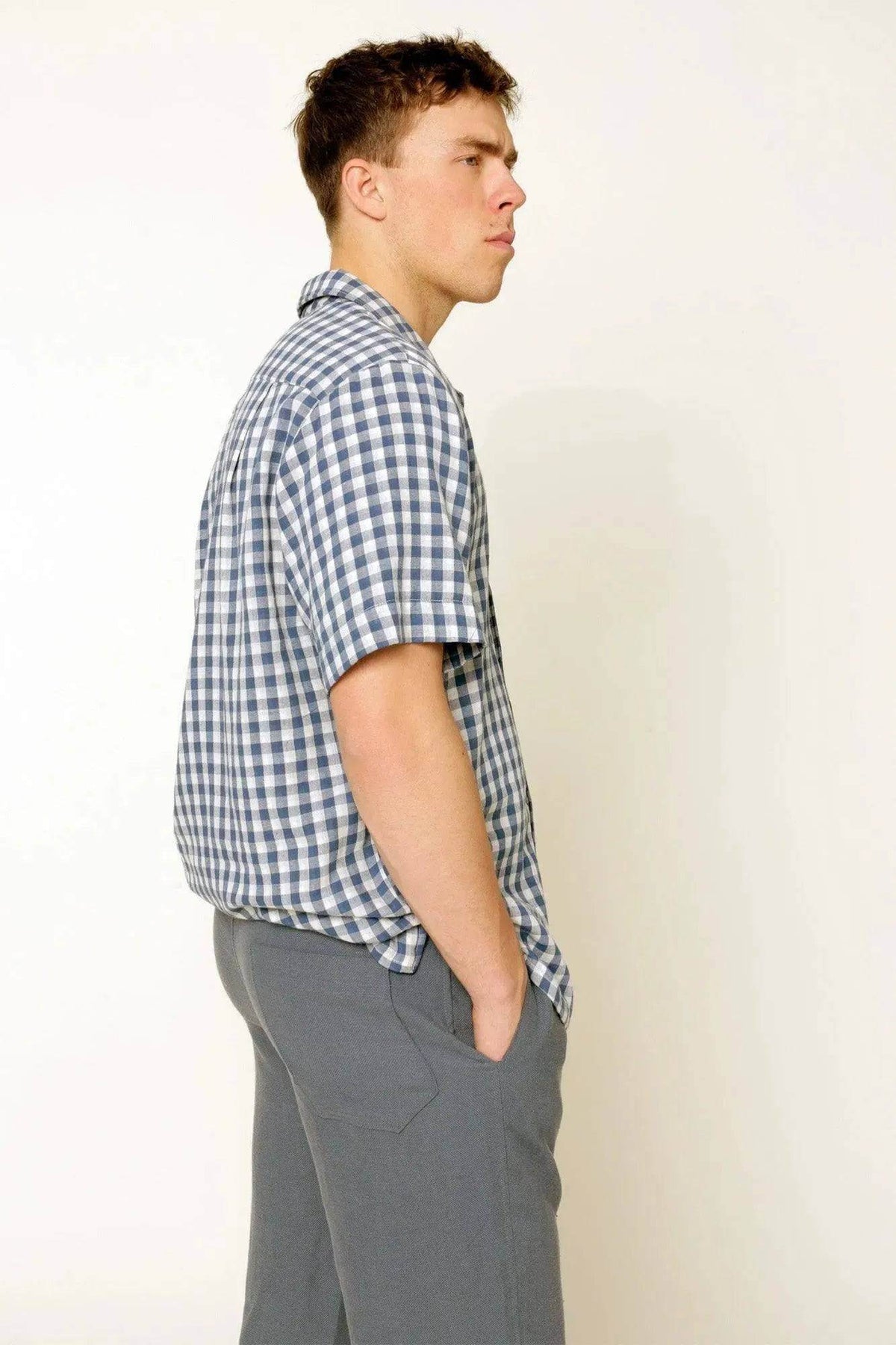 Wardrobe By Me Loose Linen Pants PDF sewing pattern, grey linen pants side view