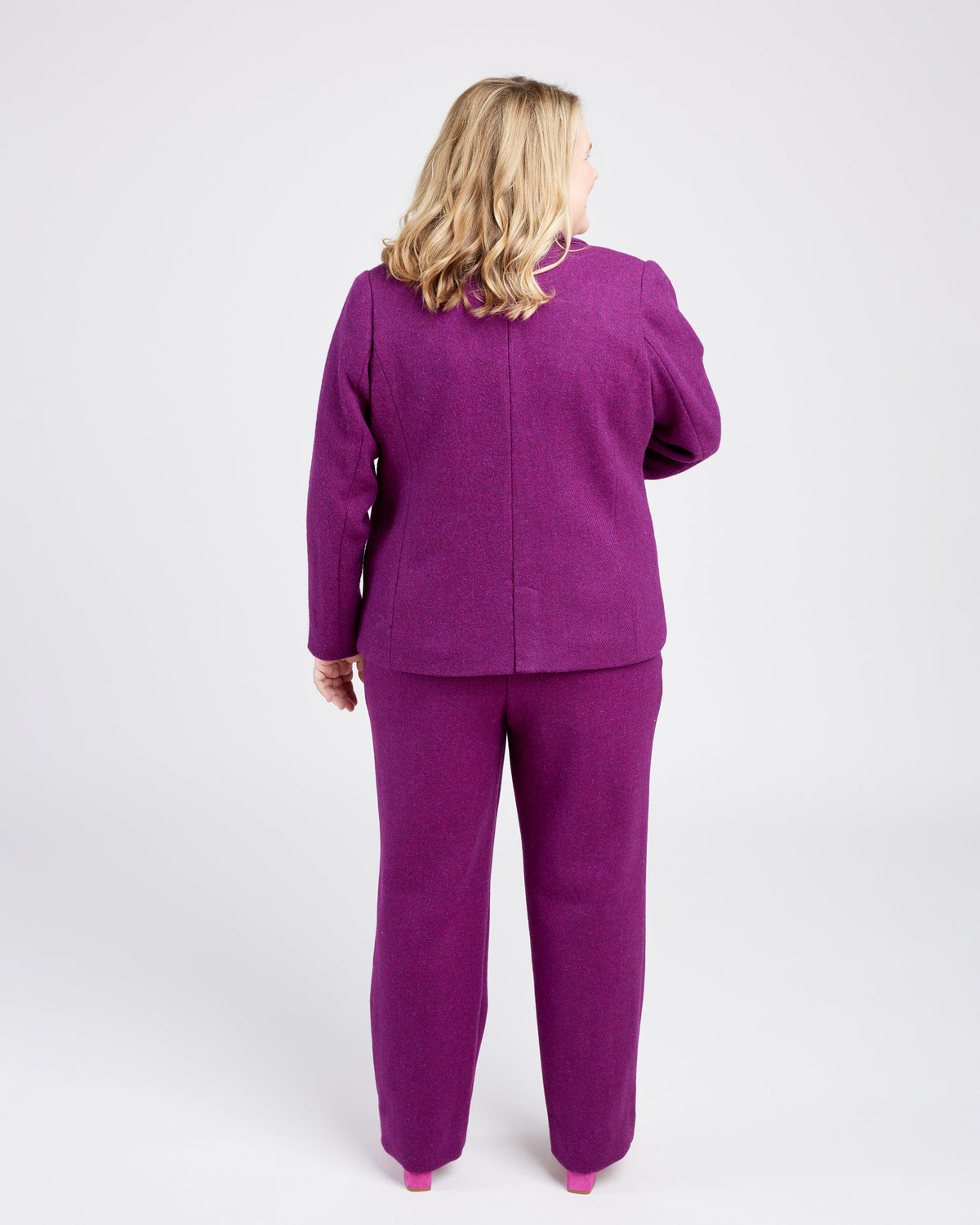 Cashmerette Meriam Trousers PDF sewing pattern, person wearing a purple outfit