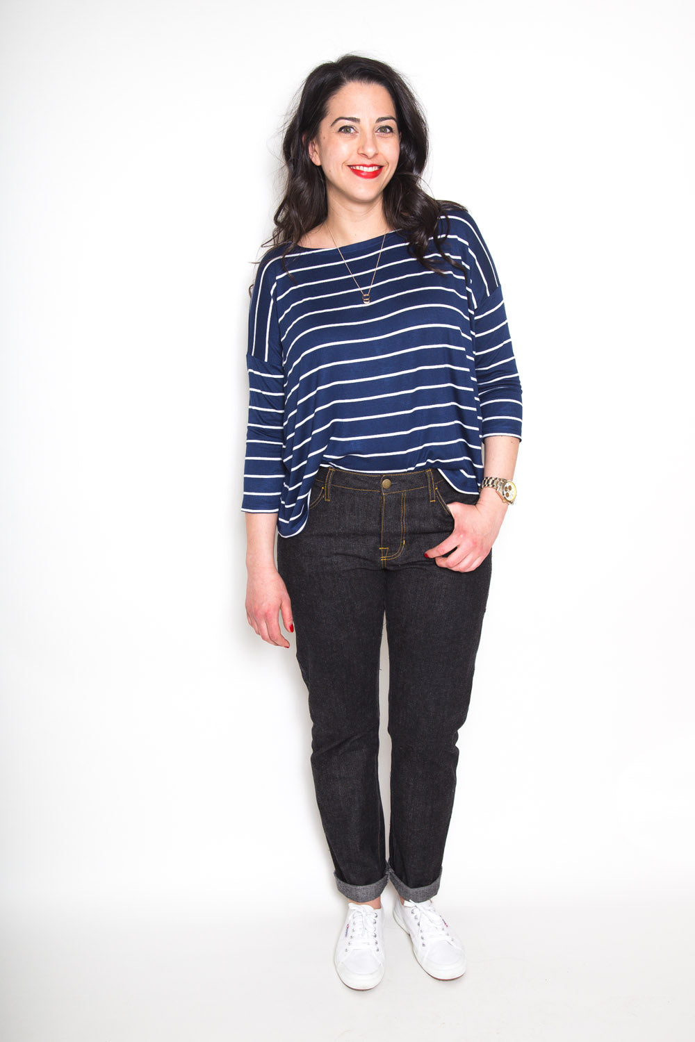 Dark rinse jeans sewn from the Closet Core Morgan Boyfriend Jeans PDF sewing pattern with a blue top