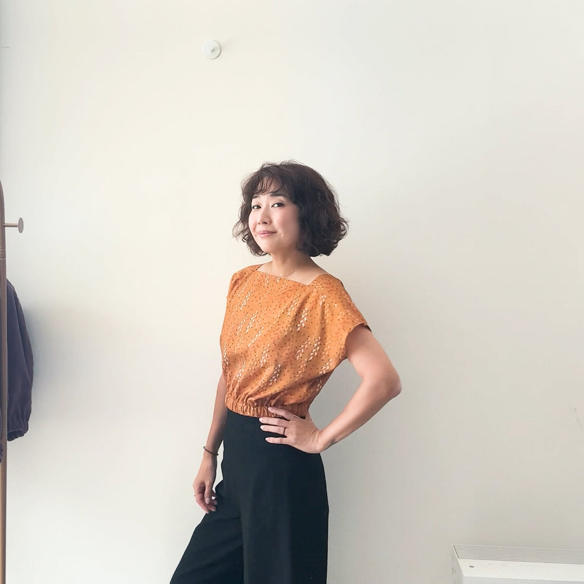 Sewing Therapy Rectangle Top PDF sewing pattern, model in an orange top