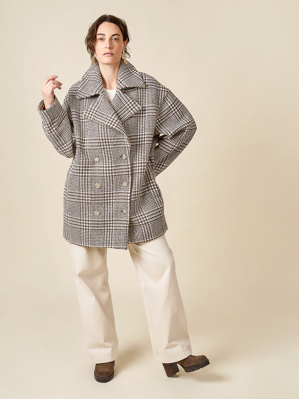 Model in a grey cocoon coat sewn from the Closet Core Phoebe Coat PDF sewing pattern, sizes XXS to 4X