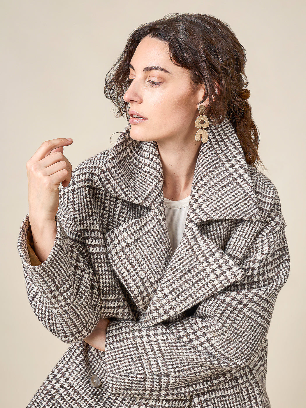 Close-up of the shawl collar on a grey coat, Closet Core Phoebe Coat PDF sewing pattern