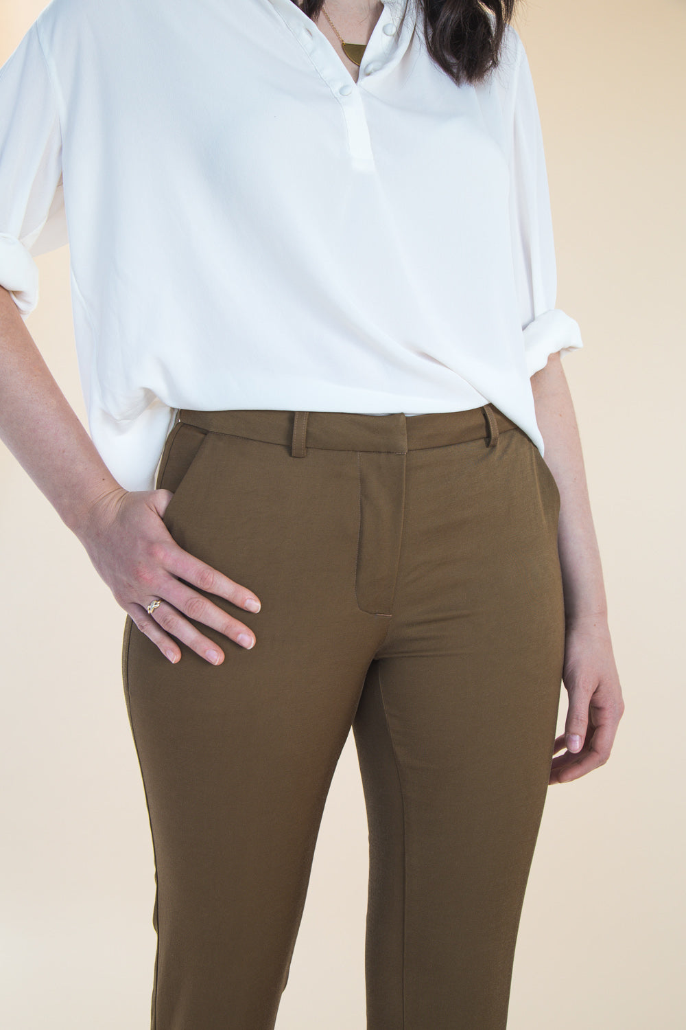 Close-up of the front pocket on khaki trousers, Closet Core Sasha Trousers PDF sewing pattern