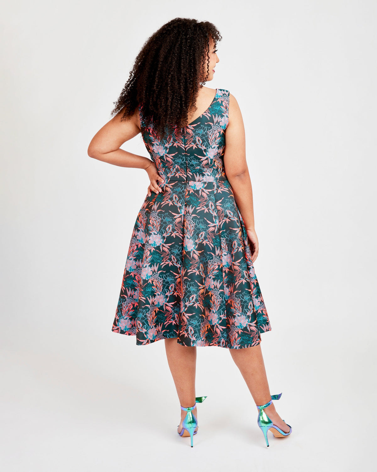 Cashmerette Upton Dress and Skirt Plus expansion pack PDF sewing pattern, woman wearing a floral dress, floral print back