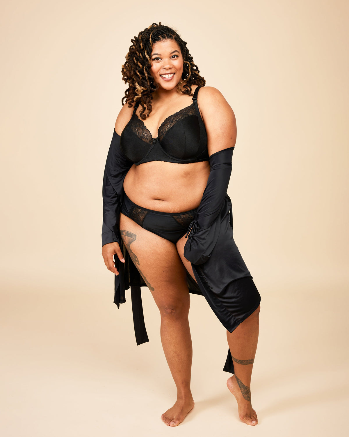 Cashmerette Willowdale Bra PDF sewing pattern, woman wearing a black lingerie set
